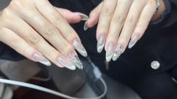-阿噶西美甲美睫