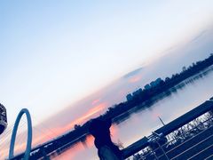 -南京眼步行桥