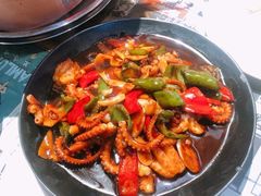 避风塘酱爆八爪鱼-捞围鲜·港式打边炉(海阳路店)