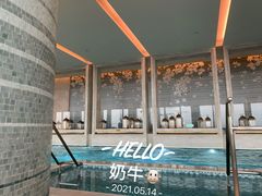 -成都华尔道夫酒店游泳池