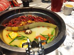 鲜花椒鸳鸯锅-红辣椒·川菜·火锅(张杨路店)