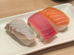 三文鱼寿司-友壹町寿司(佛山新DNA店)