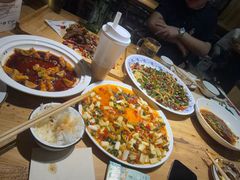-小三峡食府(西五路店)