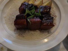 上海本帮红烧肉-蠔友汇·海鲜·生蚝烧烤(大东店)