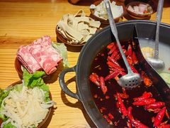 -乐闹闹重庆火鍋(民治店)