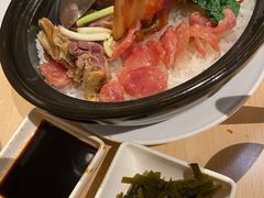 腊味煲仔饭-避风塘(百联东郊店)
