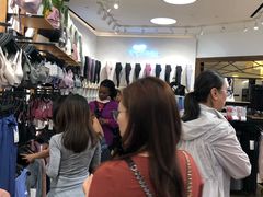 -lululemon athletica(希慎广场店)