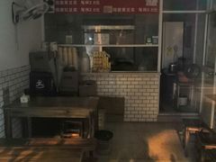 门面-许记生煎(遵义路店)