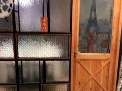 -宝燕海货工场(长江国际店)
