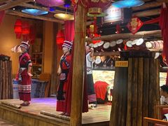 -老滇山寨•云南特色菜•地方菜•民族风情歌舞表演(金碧店)