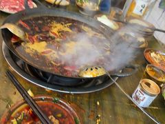 -黄潇洒老火锅(九眼桥宏济巷店)