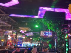 -路边边.炒菜烧烤.音乐餐厅(良乡长虹店)