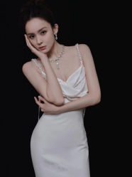 -衣贝姿婚纱礼服馆