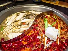 -沸炉重庆老火锅(军事博物馆店)