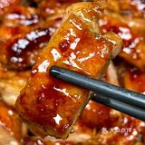 答应我!一定要试试这个做法!!
蜜汁鸡腿!好