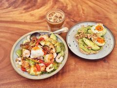 牛油果煮蛋吐司-RAC BAR(安福路店)