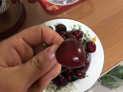 -上海龙吴水胜海发市场