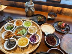 -包整·丝娃娃(一览甲秀楼风景店)