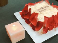 -上海星瀚奔驰4S店(红柳路店)