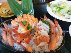 三文鱼刺身黄狮鱼刺身-真剑日本料理·铁板烧(贵州路店)