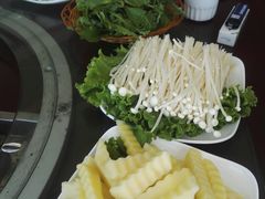 -野菌皇海景野生菌火锅(滨海大道店)