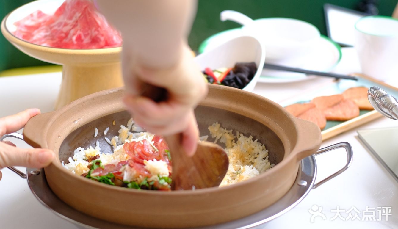 你只是一个椰子鸡 没必要汤也这么好喝 