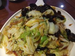 白菜木耳爆豆腐-惠宾饭庄(中山路店)