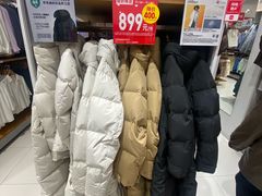 -优衣库(上海金桥国际商业广场店)