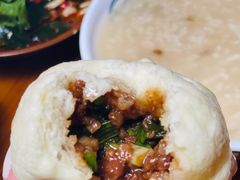 -李与白包子铺(桐梓林店)