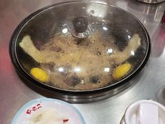 -屯老二农家铁锅炖·行业领军者(梅江店)