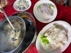 -花苑美食横琴生蚝火锅(拱北粤华路店)