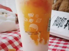 -喜茶(北京华贸购物中心店)