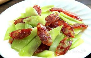 Sausage Stir-fried with Lettuce