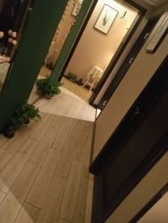 -PE SALON