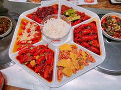 -龙巢盱眙龙虾·牛蛙·烧烤宵夜(八卦岭店)