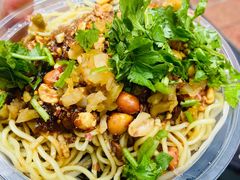 -八一路好吃街(雨田商务大厦店)