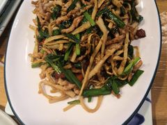 -钟记家菜(红专南路店)