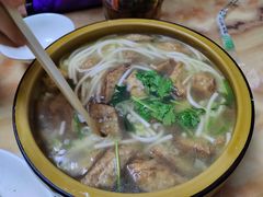 -苏莱特色牛骨滩羊手抓馆(长城东街总店)