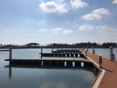 -上海滴水湖皇冠假日酒店