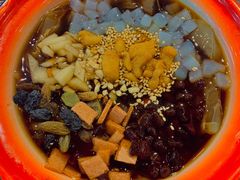 冰粉-爆炸头阿姨小四川正宗川味小吃(无任何分店)