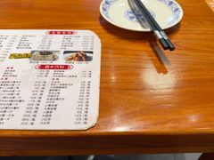 -老天桥酱肉烧饼夹肘子(天桥店)