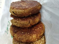 麻酱烧饼-吴家铺密云三烧(石园鑫海韵通大卖场店)