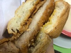 猪扒包-胜利茶餐室