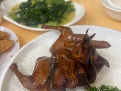 -鹏城人家海鲜酒家·23年老字号(较场尾店)