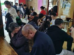 等位区-小龙大肉面馆
