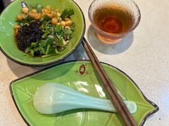 -一叶一世界·素食餐厅(锦华万达店)