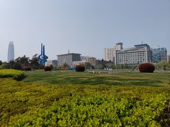 -泉城广场