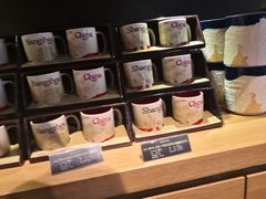 零售区-星巴克(杭州东站东到达店)