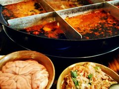 -岗上渣渣老火锅(两路口店)