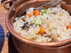 -一坐一忘云南菜(嘉里中心店)